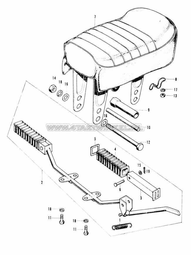 F5 - Seat - Step Bar